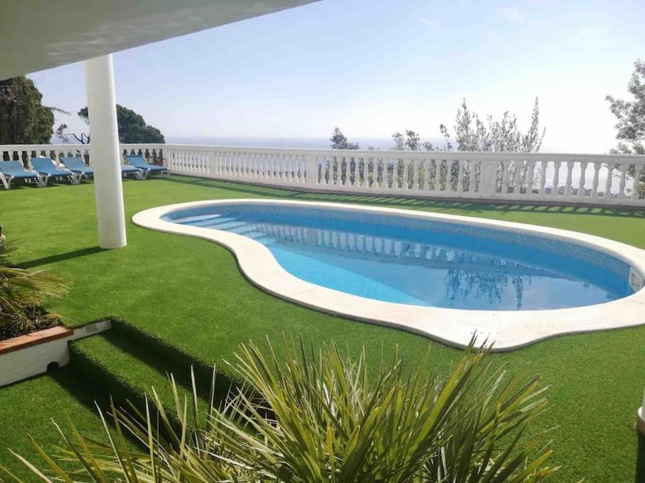 Villa Blanca Lloret de Mar Extérieur photo